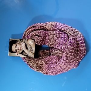 Fashion apparel Infinity scarf NWT pale brown blended w light purple knit Y2K